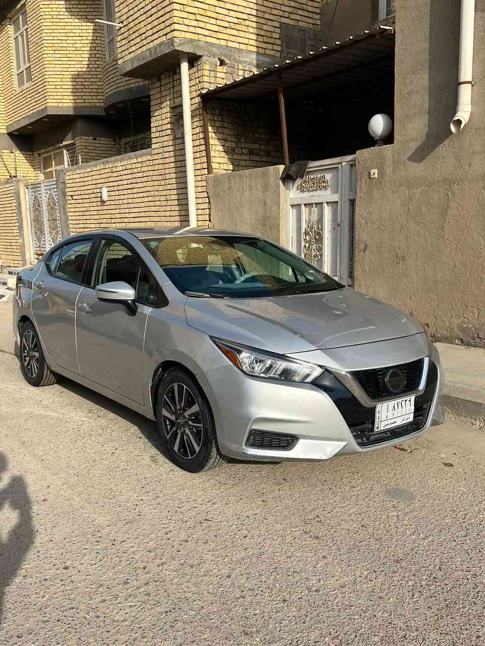 نيسان فيرسا شكل امريكي موديل ٢٠٢١ سياره داخله تقرير تعمل وتسير بدي كفاله من تبديل والصبغ بس  بارد شويه بلباب خلفي مواصفات SV معروفه سعر 105 ورقه تواصل *********** معوقين سنه وتتحول حره وكاله عامه ينطي
