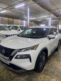 نيسان روج • ٢٠٢٣ • ٨٢٠٠٠ كم