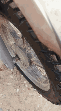 السلام عليكم 
ستوته صقر فحل موديل 14 
رقم ألماني تريد مداور موجود 
مكفولة ماعده بيه خياس بداير 
تخم تاير أبو الخطة 
السعر، واحد 400 وبيه مجال 
مكان الستوته السدير 
الرقم ***********
