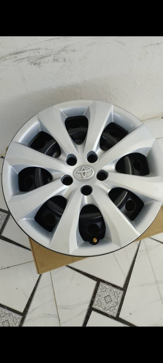 اسلام عليكم اخوان سعر160 الف رخيص بلش واصل وجب جديد طخم عدد 4 ويل ماعد 4 كابات حجم 16 مال كورلا شريكة أصلي بلادي لا تصليح لا كسر لا لحيم لا صباغ  سعر 160 الف عنوان كركوك قادسي أو لا يم نادي سولاف رقم آسيا بي واتساب  ***********  ***********
