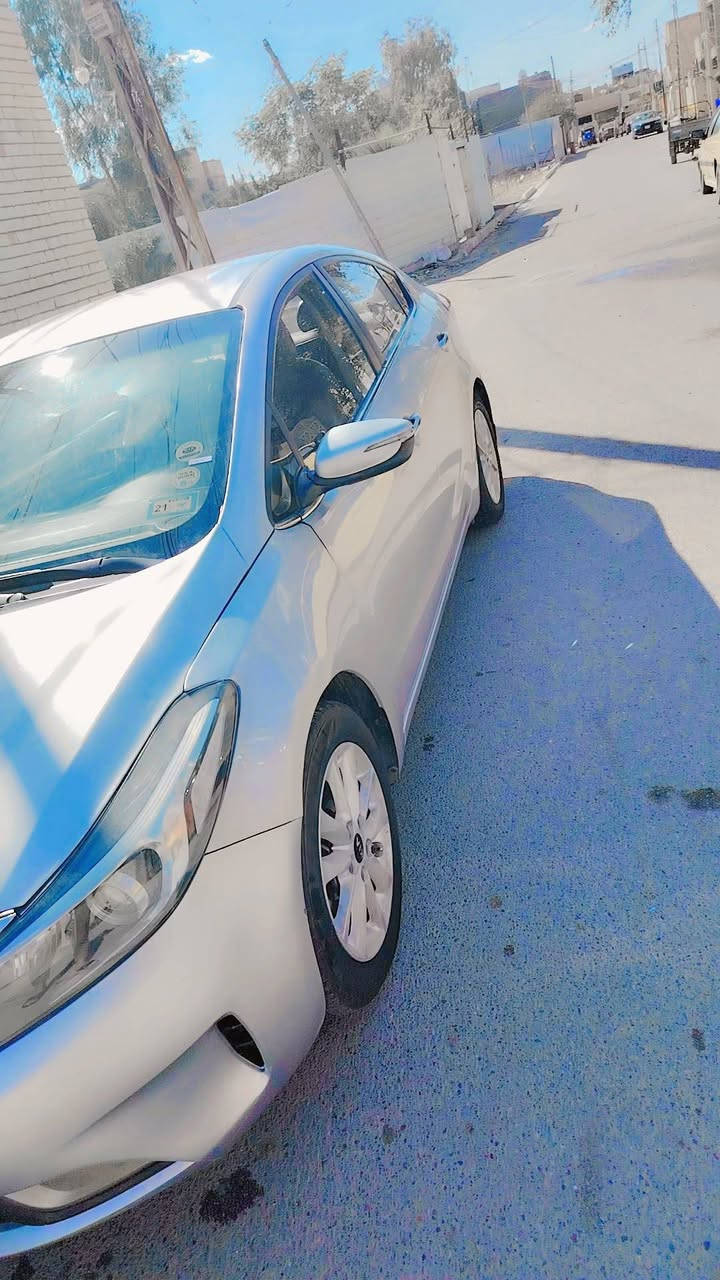 سيراتو 2016رقم بغداد كير ومكينه وصدر تبريد و دواخل جديده مكان السياره بغداد الحسينيه سعر 91 وبيها مجال ***********
