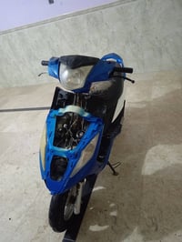 للبيع ب 300 وبي مجال عاوزه بس باتري والكفر اللي قدام. موديل 2020 اوراق...