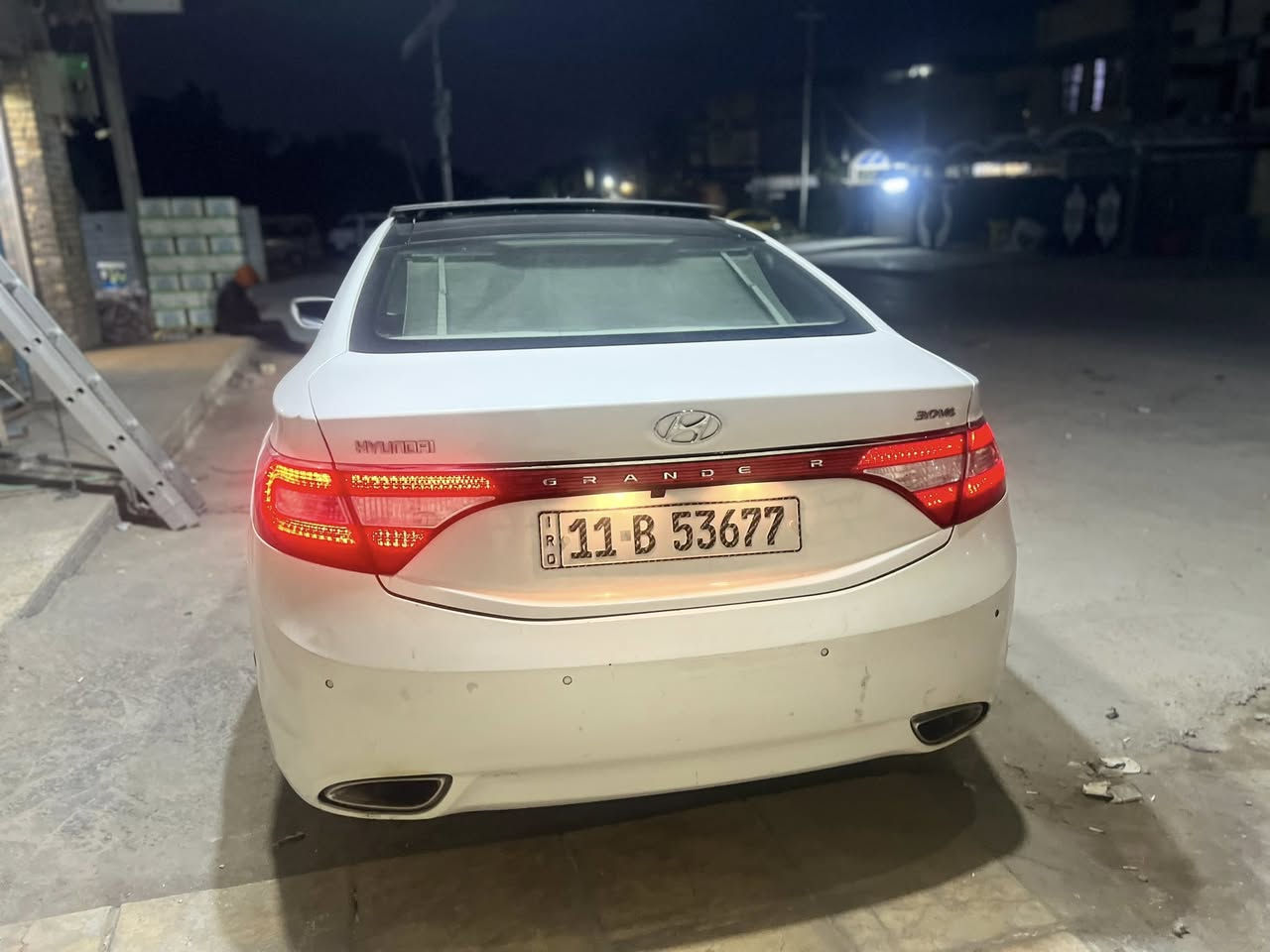 للبيع. أزيرا. 2013 خليجي خـلـيـجـي فول مواصفات ViP
السعر. 127 $

مكينة 6 سلندر  دوش 
- مواصفات السيارة ViP فول 1/1
- بصمة تشغيل
- بصمة ابواب
- بنوراما طكتين
- كشنات جلد
- كشنات كهربائية
- كشنات تدليك
- حساسات خلفية
- تبريد خلفي
- كشنات تدفئة
- بردة خلفية كهربائية
- اوتو هولد
- اشاير بل مري
- مري شفط
- داخل صاج اسود
- سماعات انڤنتي
- مانع انزلاق
- مثبت سرعة
- تحكم استيرن
- انارة داخلية ليزرية
- انارة بل دشبول
- شاشة
 - كامرة خلفية
- انارة بل ابواب
- لد امامي
- لد خلفي
- ستيرن كهربائي ( متحرك ))
- دبل اكزوز خلفي
- اوكس + USB
- تخم تاير
سياره نضيفه وحلوه وجاهزة للأخير 

مكان بغداد 

اللاستفسار *********** 
‏
