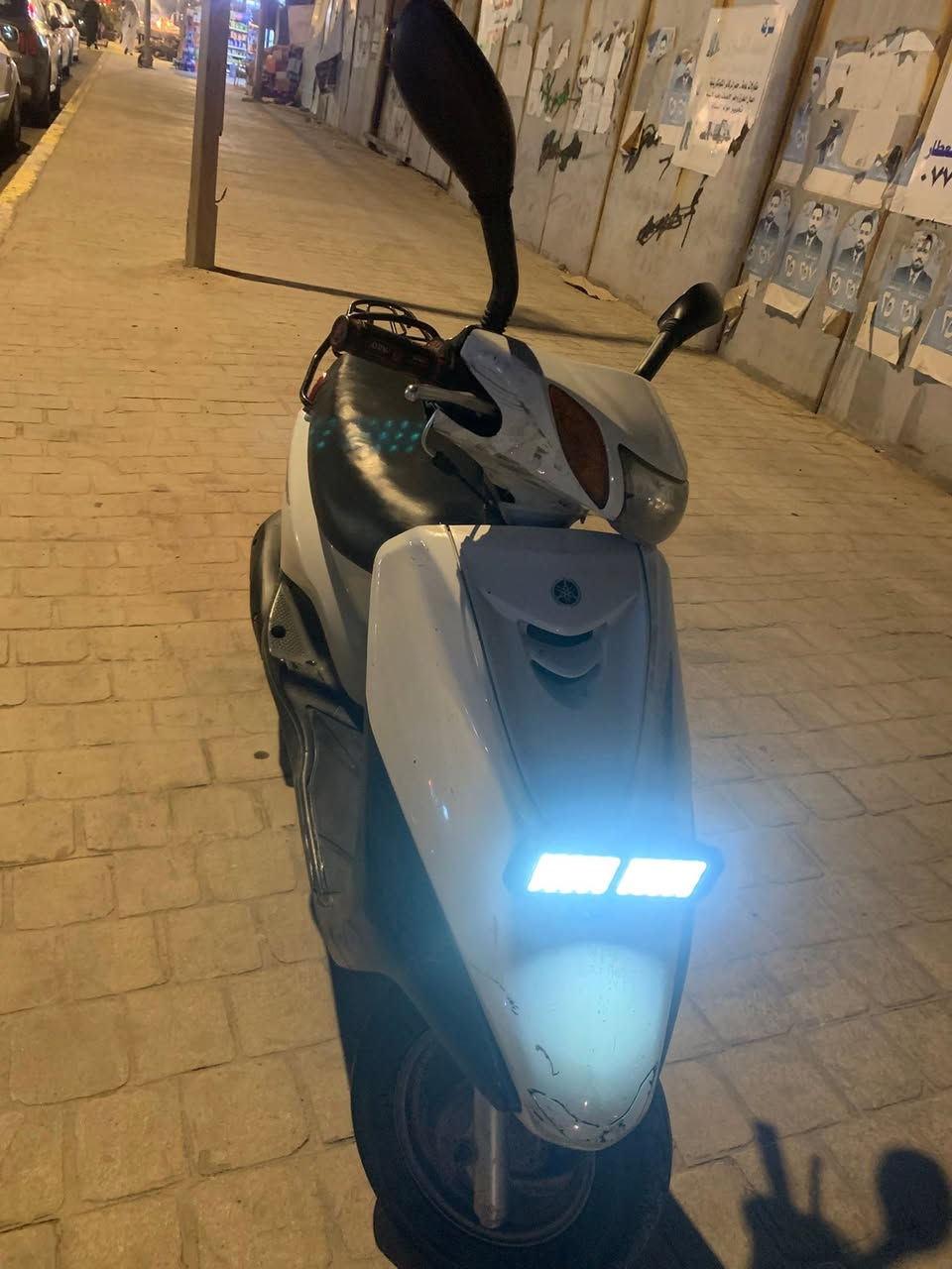 دراجه ابريز لايت عالي كهربائيات شغاله محرك ناعم فشكه ابلاديه كابريته اصليه شلعه ومعدل السعر ٤٢٥ مكاني جادريه او امراوس ابلايت ناصي   خاص.   ***********
