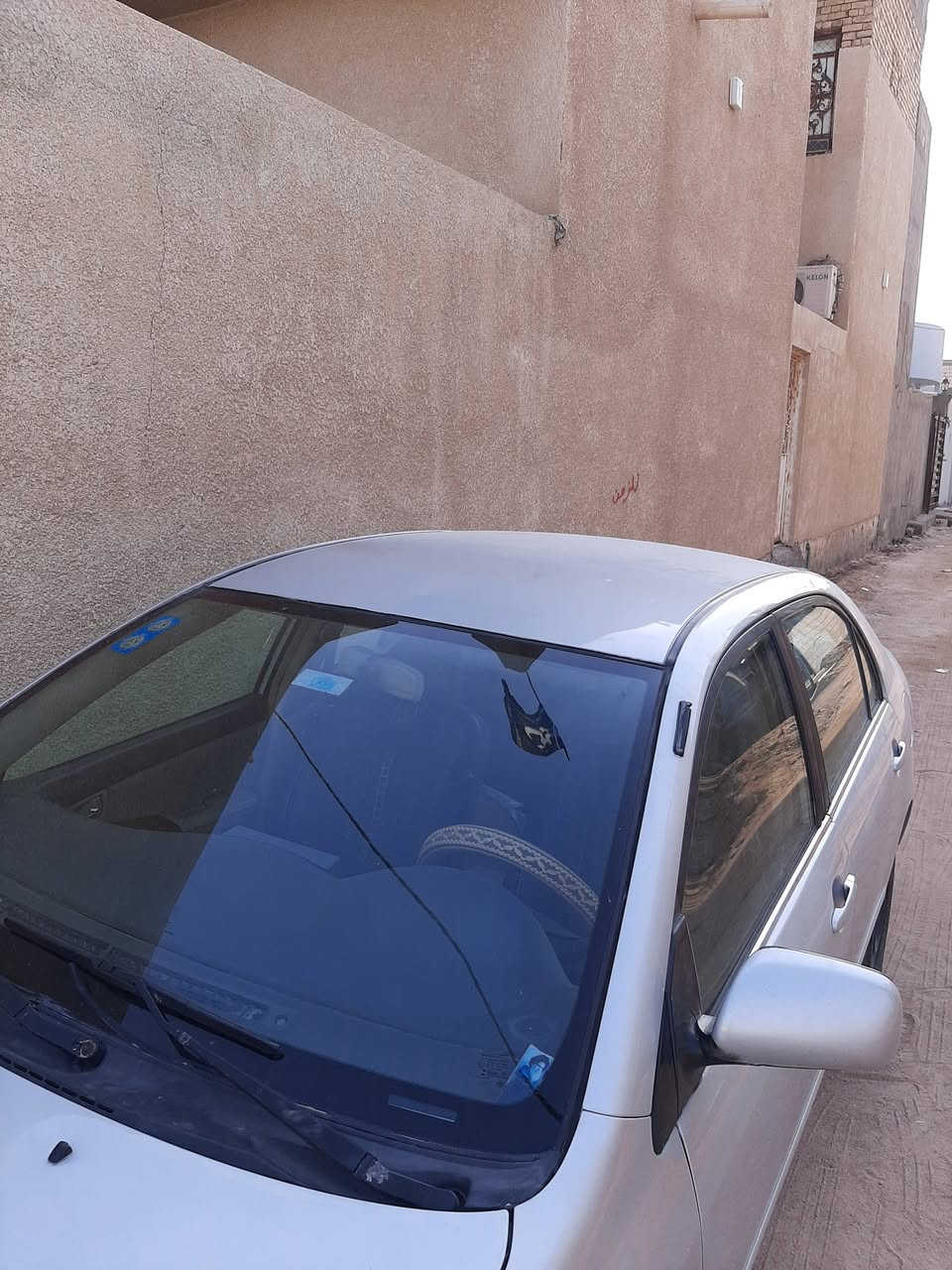 كورلا مديل ٢٠٠٦  رقم بصرة انكليزي باسمي وارد خليجي محرك ١٨٠٠ مكفولة من الكص والنقل فقط المحرك والكير شرط الفحص السعر ٨٤ وبيهه مجال مصبوغة جمالية العنوان البصرة الصالحية شط العرب رقم الهاتف ***********
