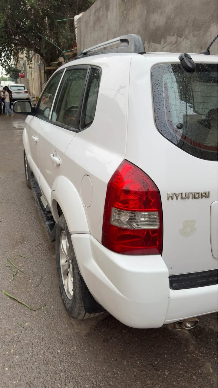 السلام عليكم 
سياره توسان 2009 ابيض رقم بغداد
السياره 6 سلندر v6 وارد خليجي
فتحة سقف شاشه كبيره كاميرا 
ضررها تبديل باب السايق والجاملغ الايمن
السعر 115 وبيها مجال

المكان بصره البصرة, العراق


**إذا كنت صاحب هذا الإعلان وتريد حذفه لأي سبب، رجاءا أرسل رسالة إلى الدعم الفني**