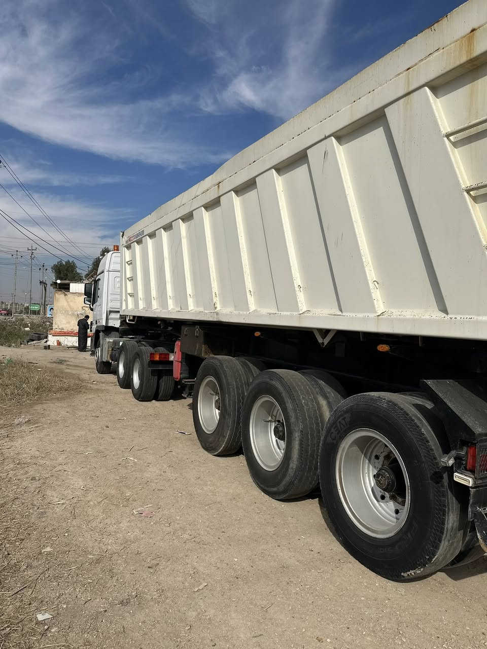 عربانه عبدالله جوهر للبيع جاهزه السعر 220وبيه مجال العنوان البصره قضاء الهارثه    الهاتف ‭0772 800 7943‬
