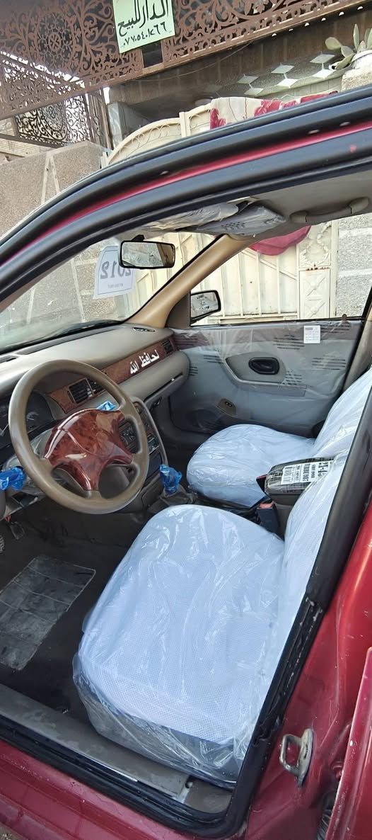 السلام عليكم سمند خصوصي موديل 2012 لون ماروني سنوية ل29 رقم انگليزي شرط تحويل  مطلوبة غرامة 600 الف تنگطع من السعر سيارة بيهة بنيد مبدل جاهزة من مكينة وگير وصدر وتخم تاير وتبريد السعر 43 ورقة مكاني بغداد مدينة الصدر شارع الفلاح ***********
