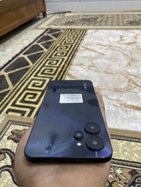 جهاز ريدمي ١٠  مستخدم شي قليل ملحقاته كامله كرتونه مكان بغداد السعر  1...