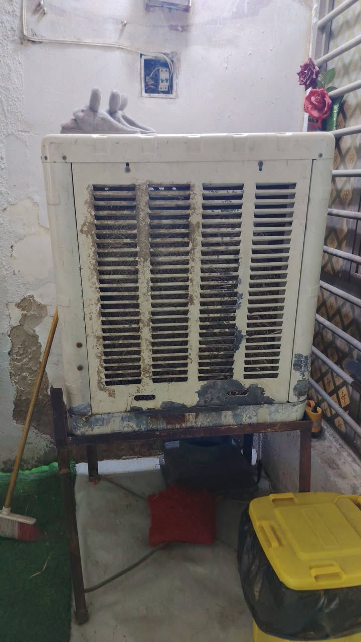 مبرده حجم ٢ونص كشر زين ماطور واتربم جدد
السربس يرادله لحيم واضح بالفيديو سعرها ٣٠ ألف
*********** واتساب
