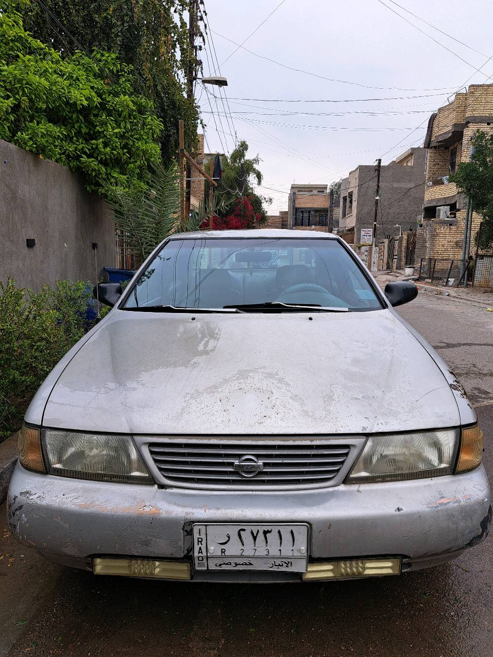 السلام عليكم 
نيسان موديل ٩٧ أيسر بلاد كير اوتوماتيك 
السيارة مسمكرة مابيهه خياسات
كير ومحرك خير من الله
السيارة بأسمي ومكانها بغداد حي التراث
السعر ٣٦ وبيهه مجال بسيط
***********