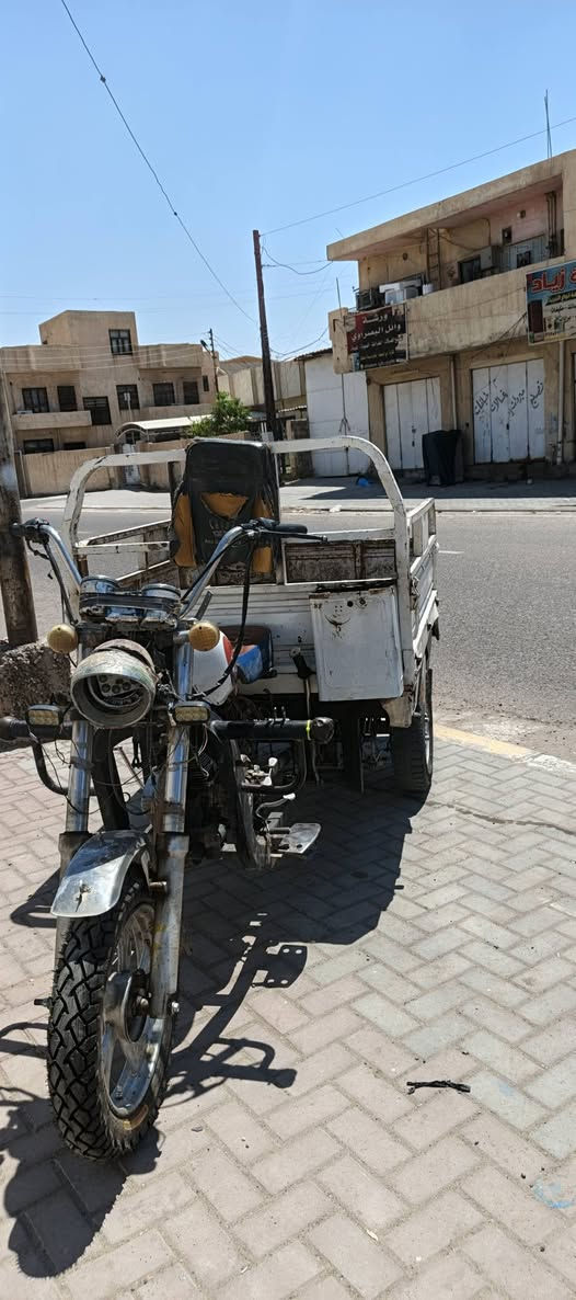 السلام عليكم ستوتة للبيع فحل عالي كلاب السعر 850 الف بيها مجال العنوان تكريت ***********
