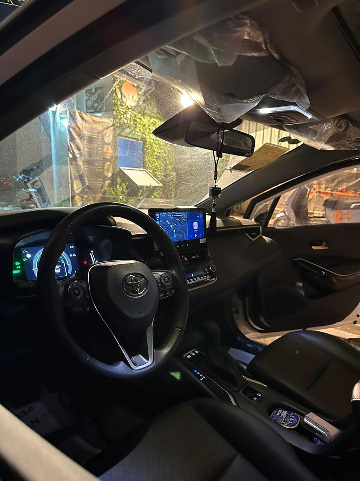 كورلا 2025 هايبرد  شكل الخليجي 💯
مرقم بغداد وجاهز مثبت لوحات وسنويه بسمي تحويل مباشر بسم المشتري 

 

عداد المسافه 7 ألف كيلو  فقط كسر زيرو 

💢مكفوله كفاله عامه سونر موجود💯

المواصفات 🔰فول🔥1/1

بصمة

فتحة سقف 

محرك 1800شنات جلد اسود بلاد 💯 

سايد بريك بصمة

لد امامي خلفي

اوتو هولد

مود درايف

شاشة

كامره دواره

كروز سرعه 

تحكم ستيرن 

رادار 

وبعد بيها مواصفات 

 

📍 العنوان بغداد 

الاتصال ☎️

 ***********📞

‏
