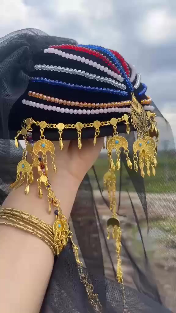 سڵاو هاوڕێیان بۆ داوا کردنی ئەو کوڵاوە جوانانە لای خوشکەکەم بە نرخێکی زۆر گونجاو لەسەر خواستی خۆتان بۆتان دروس ئەکا Liza Hsen
🥹❤️‍🔥


**إذا كنت صاحب هذا الإعلان وتريد حذفه لأي سبب، رجاءا أرسل رسالة إلى الدعم الفني**