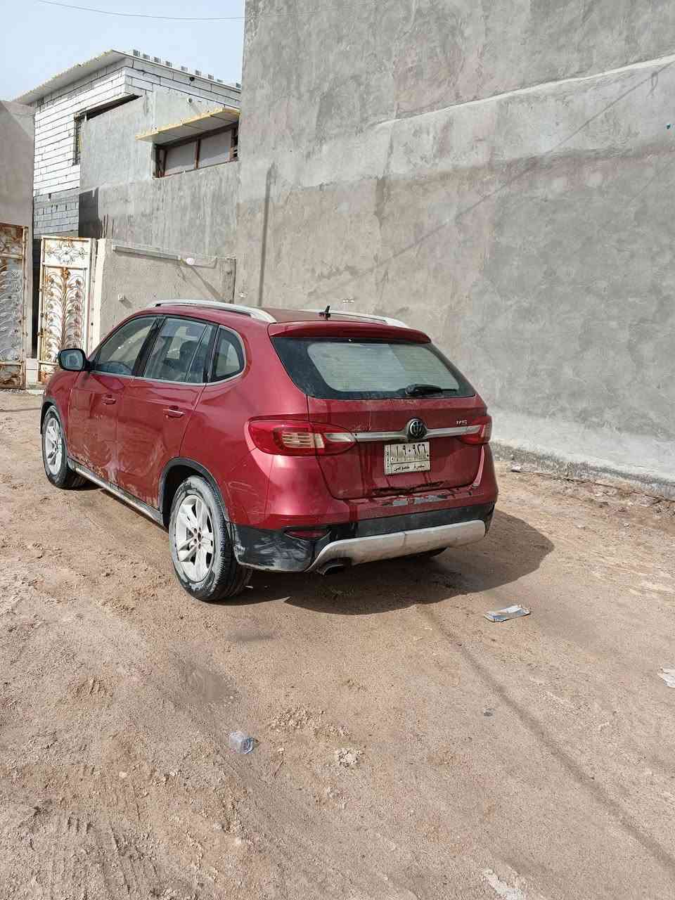 السلام عليكم جمعة مباركة سيارة للبيع باسم بنت من البصرة ؛؛ نوع السيارة:بربليانس نوع شيري موديل 2014 السنوية منتهية 
السعر 40 ورقة وبيها مجال علما ان الجامة الاماميه منكسره ينزل سعرها من البيع ؛؛ عنوان : تنومة شط العرب شارع القصر الكويتي ؛؛ الرقم : ***********3 ابو مصطفى
