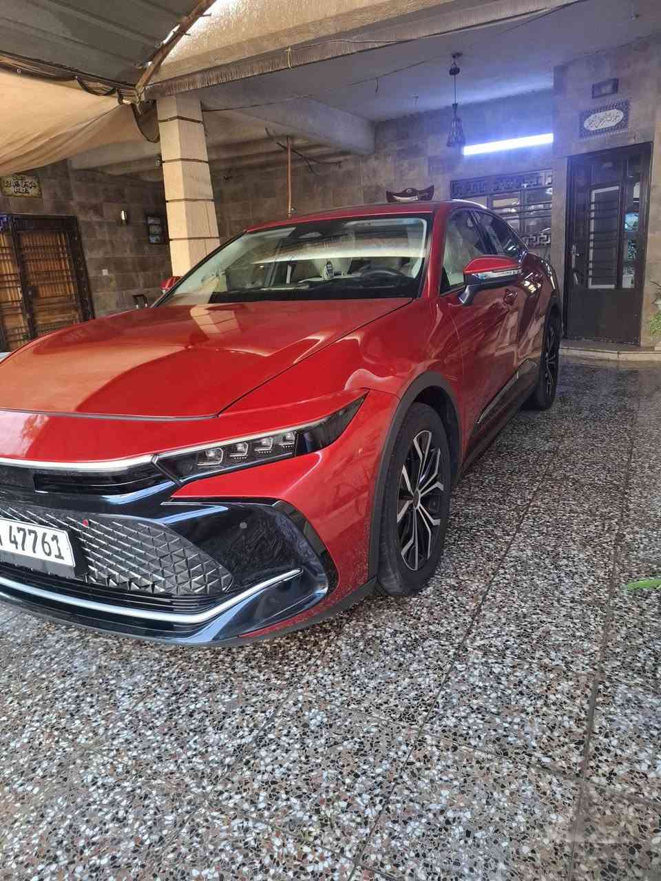 سلام عليكم
من رخصة الأدمن 
تويوتا كراون خليجي 23 
ماشية 42 ألف كيلو 
السيارة بأسمي رقم بغداد 

السيارة مكفولة من اي دعمة او تعديل وبدون airbag 

 تضررت السيارة نتيجة جدحة كهربائية من السيركت الرئيسي للمنزل وتم صبغ البنيد وجزء من الجاملوغ 

المواصفات : سيارة فول أبشن 

 بانوراما كراسي جلد كهرباء برده كربائية 
 رادار كاميرات360  توقف ذاتي 
  نظام صوتي بنوعيةJBL  
وباقي مواصفات الكراون المعروفة
جك وسبير منازلات كتيب المالك موجود 
 
السعر 290 ورقة 

للتواصل *********** - ***********
