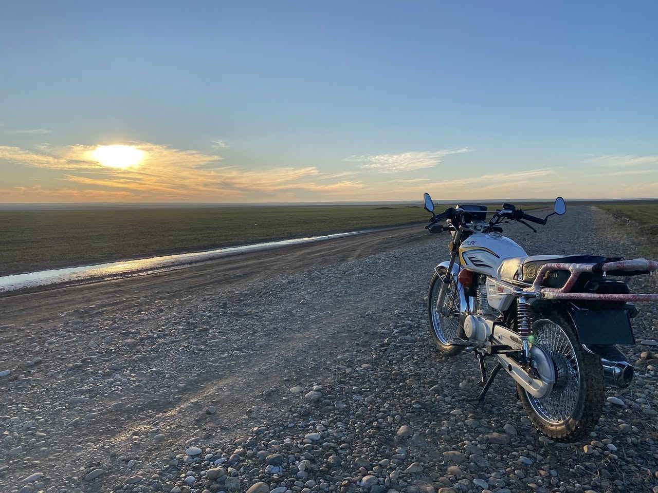 السلام عليكم مأطور تايكر سونك شرط من التاير للتاير موديل 2025 نضافة فول محرك شرط ما مفتوح نشاط الماطور خير من الله السعر 800 وبي مجال شي قليل وهاذة رقمي ***********
