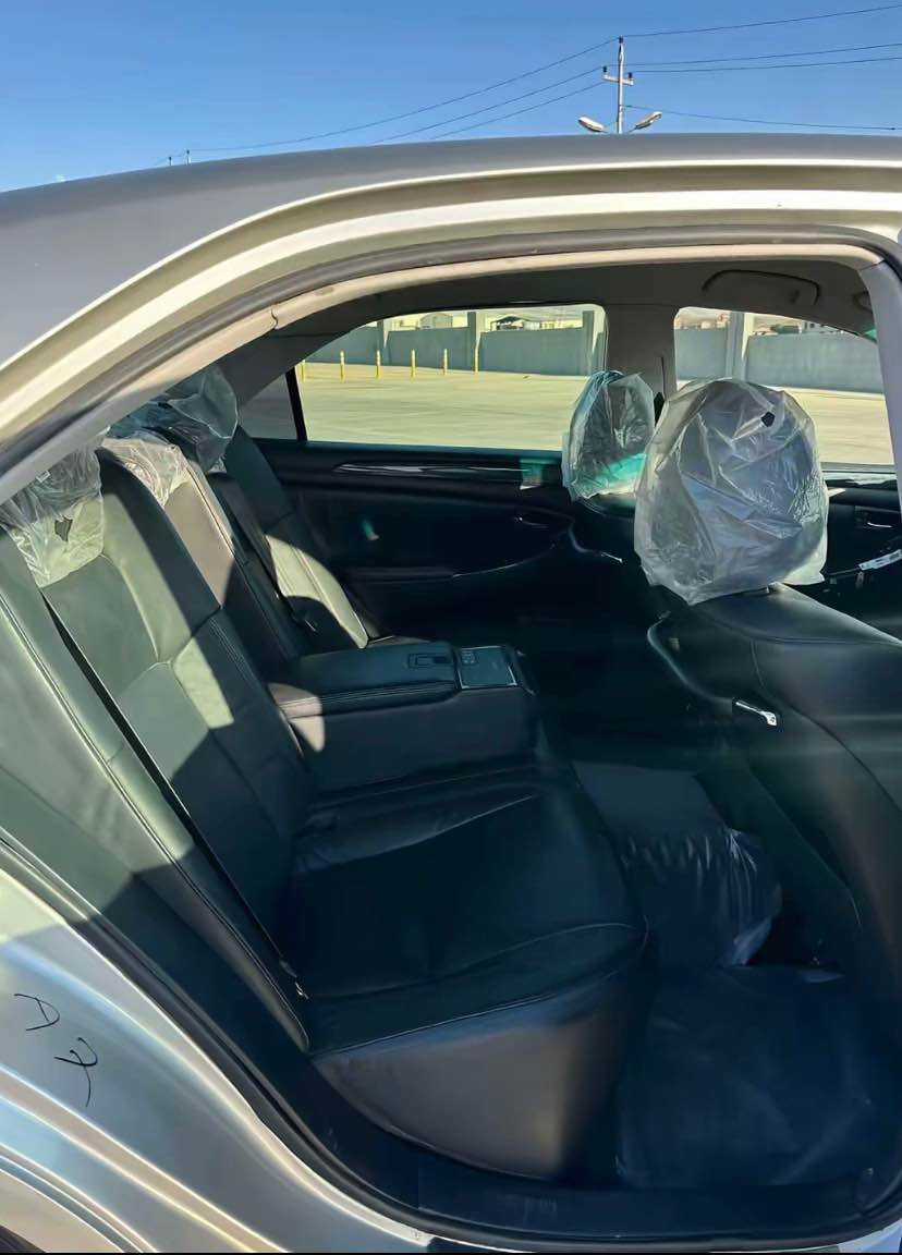 شاهینه‌ ١٨٢ براوه‌ 
گێر و مه‌كینه‌ و ئه‌كسل به‌ شه‌رت
دوكه‌ل به‌ شه‌رت 
سوكان لێكزس
كوشن جڵد و هیته‌ر
هایدرۆلیكی گێر و رۆن و ئینتفرێز تازه‌یه‌
جامی هه‌ل گییراوه‌ 
برێكی به‌ستراوه‌
كامل كامل مه‌سره‌فم كردوه‌ 
سه‌یاره‌كه‌ پاكه‌ به‌س ماشه‌ڵای ئه‌وێ 
هه‌موو گیانی به‌ شه رت 
49 گه‌لاو یه‌ك تۆز معامه‌له‌ 
شوێن نزیك پیره‌مگرون
*********** السليمانية, العراق
