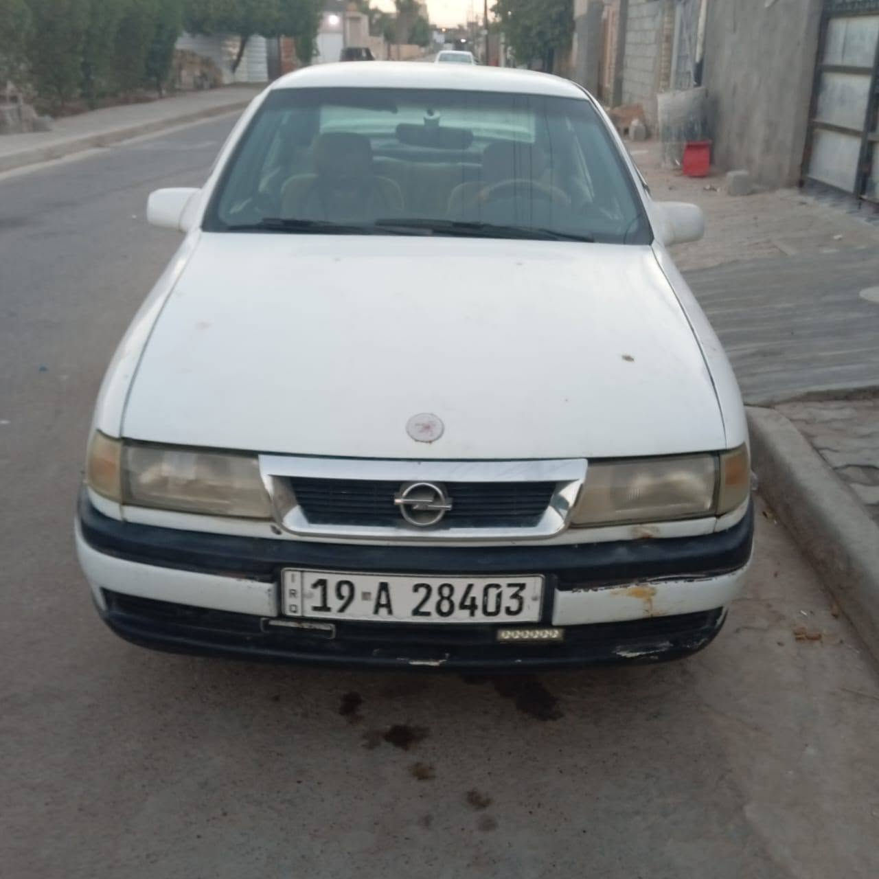 فيكترا 93تحويل مباشر كير عادي كير محرك بحالة جيدة السيارة مصبوغة الجمالية مكلف بل نشر اتصل ***********/ 25وبيها مجال رقم كربلاء
