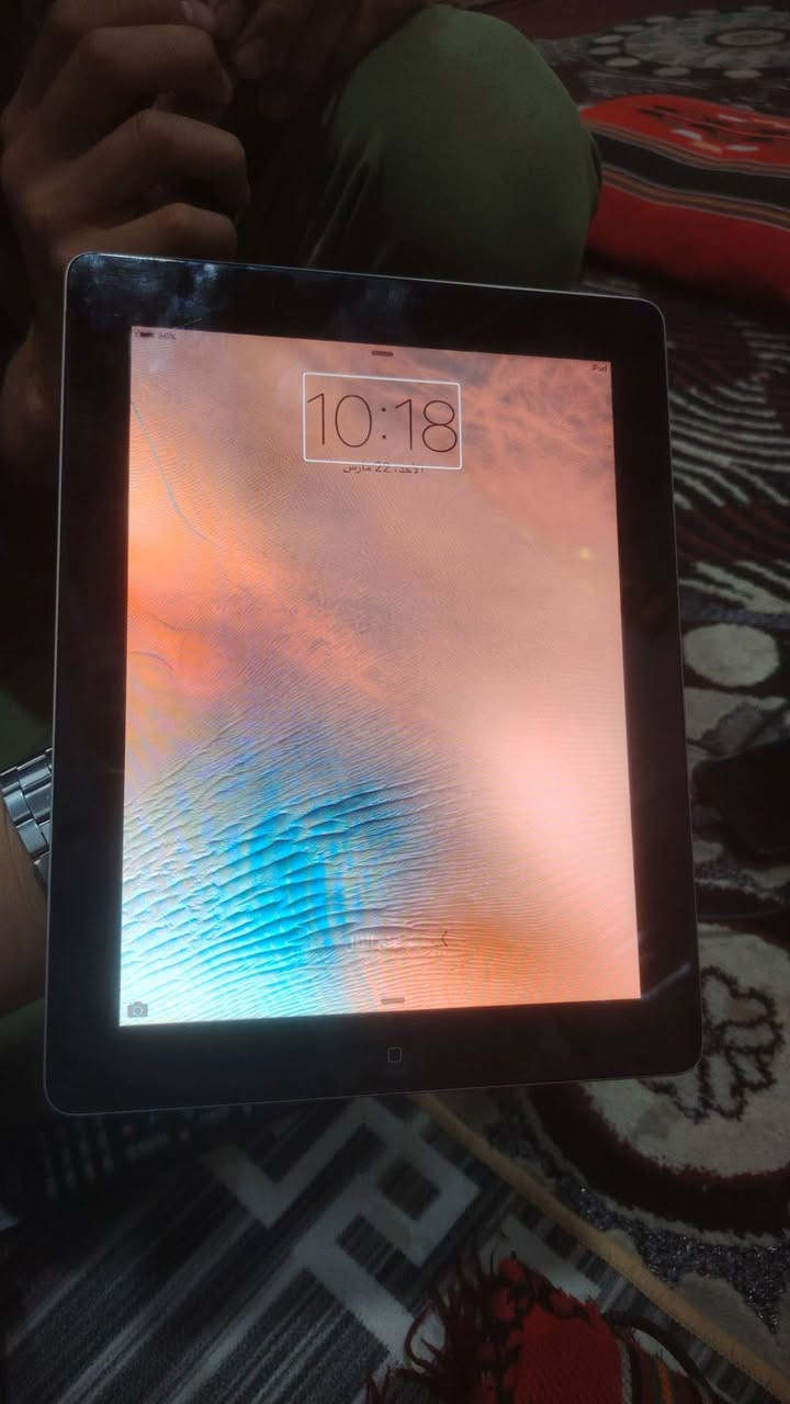 ايباد للبيع نظيف وحلو لمسه خفيف مكان نجف الاستفسار على هذا الرقم***********
