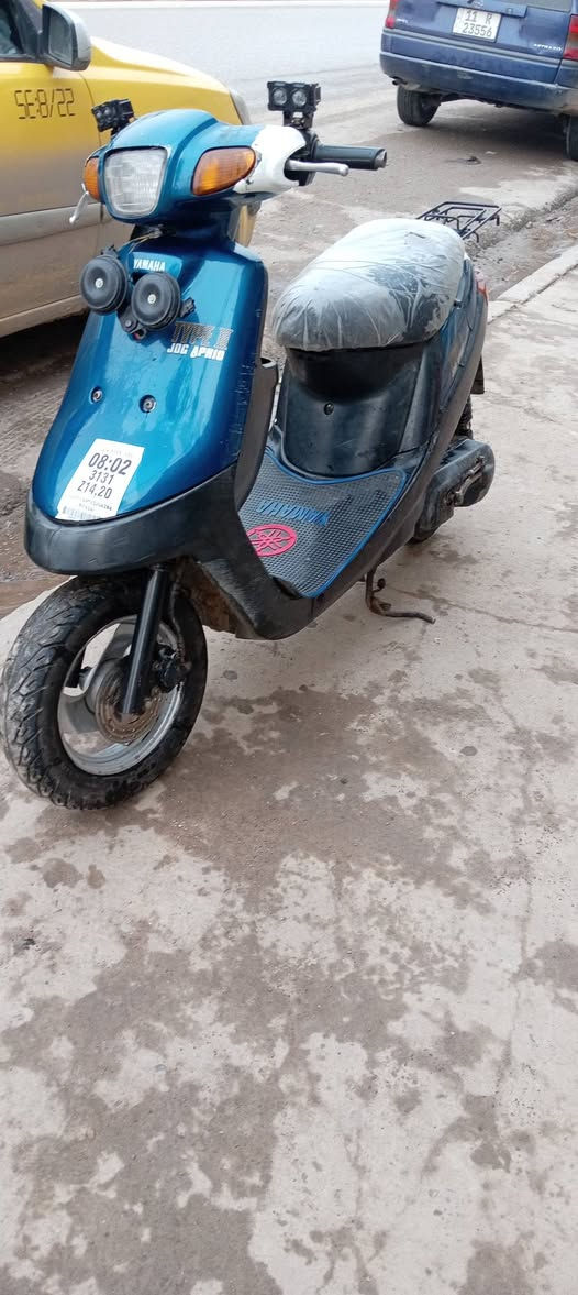 السلام عليكم ماطور بوتين حديث للبيع وارمانيه شغاله لايت هورن بقلايه تشاير ماطور  كمل ا لسعر 300   وبي مجال شراي يتصل غير متواجد على الفيس***********
