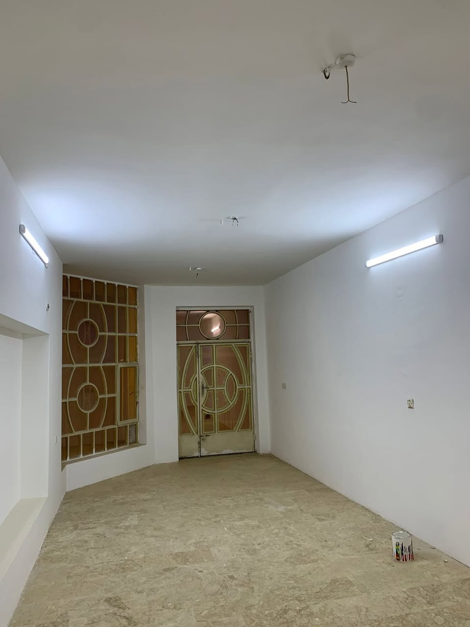 السلام عليكم
يستمر مكتب مسكنك للعقار بتقديم
افضل العروض المناسبة إلى الزبائن الكرام
🔹بيت كلاسك للبيع مساحته 255 متر
🔸الواجهة 8.5 متر  🔸النزال 30 متر
🔹يحتوي البيت على (صاله -ومطبخ -4غرف نوم وخدمات)
🔸موقع البيت / البنوك خلف شارع الكنيسة زقاق 8
🔹للاستفسار أكثر مراجعةمكتب مسكنك للعقار 
الواقع /البنوك شارع المطاعم مقابل بن رضا علوان
أو الاتصال على الرقم ☎️ ***********
