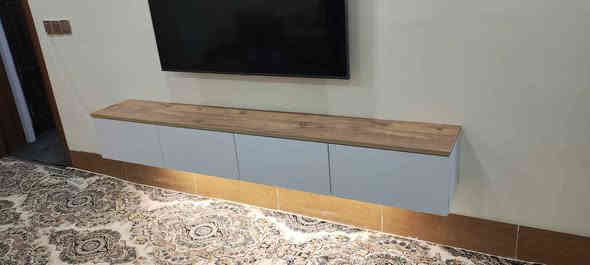 مێزی تیڤی بە ڕەنگی ساجی و سپی بە هەردوو شێوازی هەڵواسین یان قاچی هەبێت دوو مەتری نرخی 75 هەزارە
مەترو نیوی نرخی 60 هەزارە گڵۆپی لیدی پێوەیە و گەیاندن و هەڵواسین تەنها 5 هەزارە بۆ ناو شاری سلێمانی لە بەکرەجۆم
*********** السليمانية
