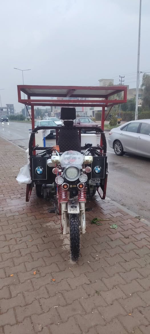 سلام عليكم عندي هاي القمري البيع تفصل جديد وفيبر كربون من فوك سعر 35 وبيه مجال قيل عنوان حي العسكري رقم الهاتف ***********
