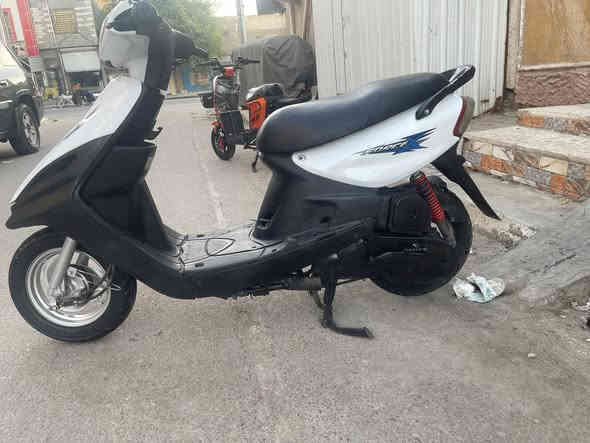 ماكس قرده بوشه55دراجه حلوه ما عوزهه شي دراجه شلعه ومشي تخبل ونعومه تخبل محرك اخرس دراجه ما متعوبه ما نقسهه ضفر كهربايات شغاله كلهه من طول لطول 600وبيهه مجال لطيبين***********
