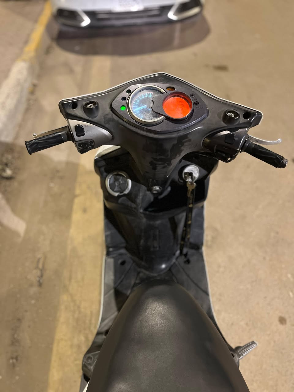 سلام عليكم شباب دراجه للبيع سكنس فحل نوزل خطين دراجه مناقصه شي خير من الله سعر 900
 للاستفسار هذا رقم ***********
