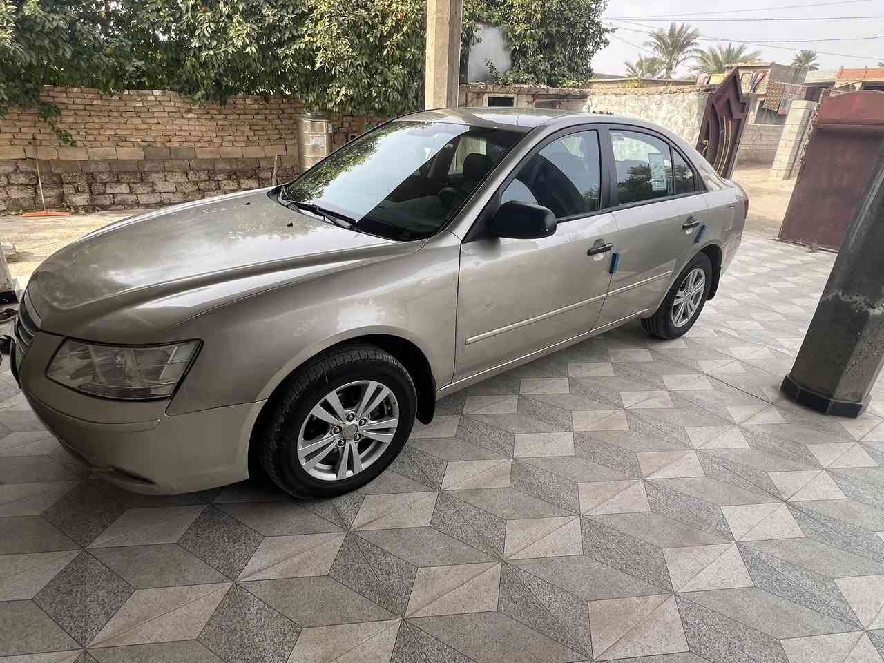 السلام عليكم للبيع سونانا خليجي 2008شكل 9محرك 2400رقم صلاح الدين دولي تحويل مباشر محرك كير تبريد تدفه كله مكفول سيارة جاهزه بيه صبغ 4قطع اثر جراد رش كلير فقط شرط بدون ضرر مكفوله من الضرر والتبديل ابيعك صبغ حزام مكان السياره صلاح الدين بلد السعر 105وبيه مجال معلومات اكثر اتصل ***********غير متواجد على خاص الشراي يتصل
