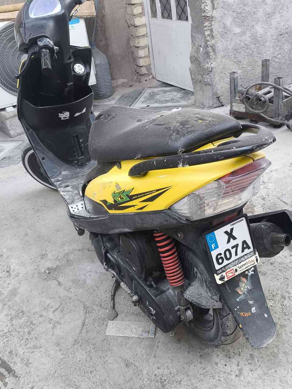 السلام عليكم دراجه ماكس عدله بوشه 55 لون ليموني السعر 525 وبيه مجال ***********
