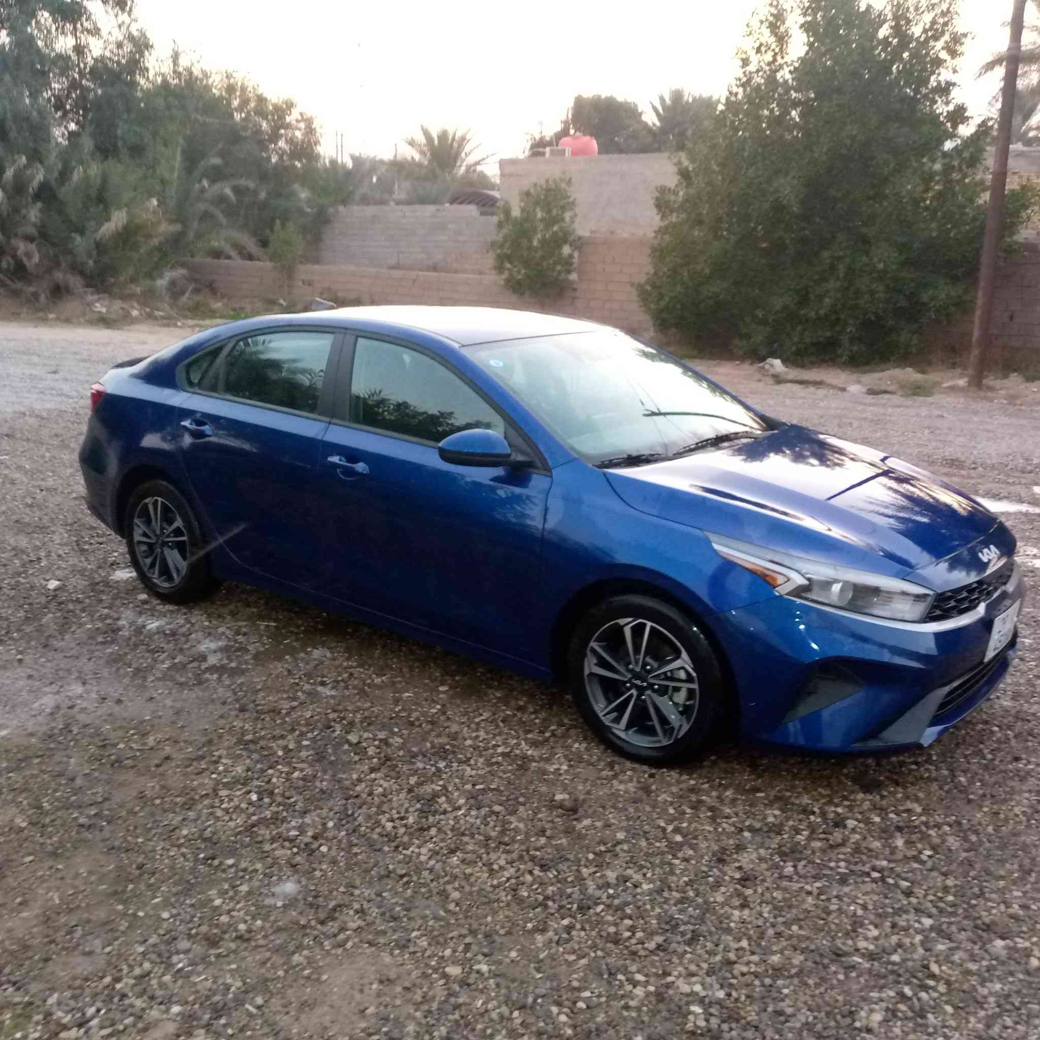 السلام عليكم فورتي معوقين واسط موديل 24 باسمي اني صاحب الكتاب مال المعوقين سياره بيه تبديل باب وجاملغ امامي سياره مصلحه على ايدي واني المستورد مكينه 2000دوش سياره جديده ماشيه 9 الاف الاتصال *********** السعر 135 وبيها مجال
