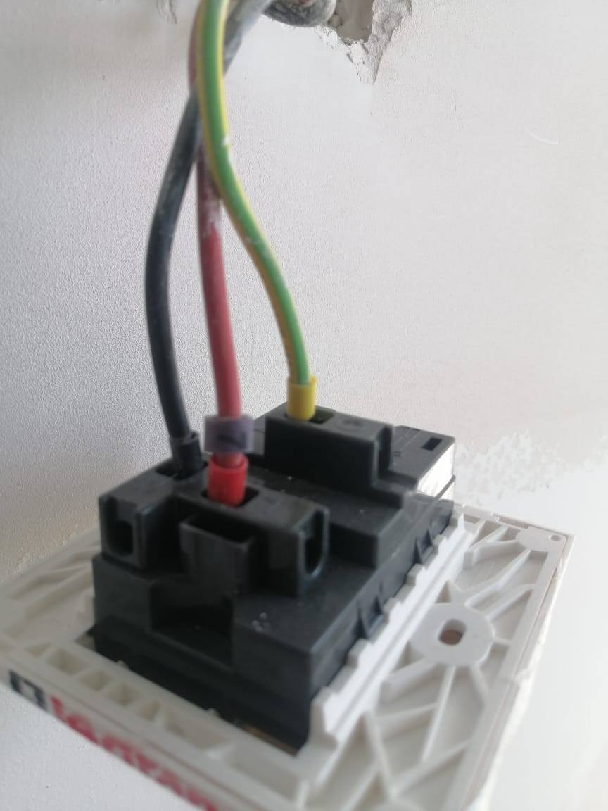 السلام عليكم
كادر كهربائي للعمل في بغداد
للتواصل والاستفسار التواصل
*********** واتساب 
*********** واتساب
