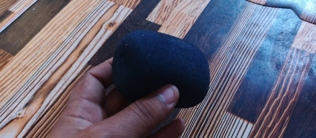 للبيع مستعجل زوم ٧٠/٣٠٠ رقمي
***********
