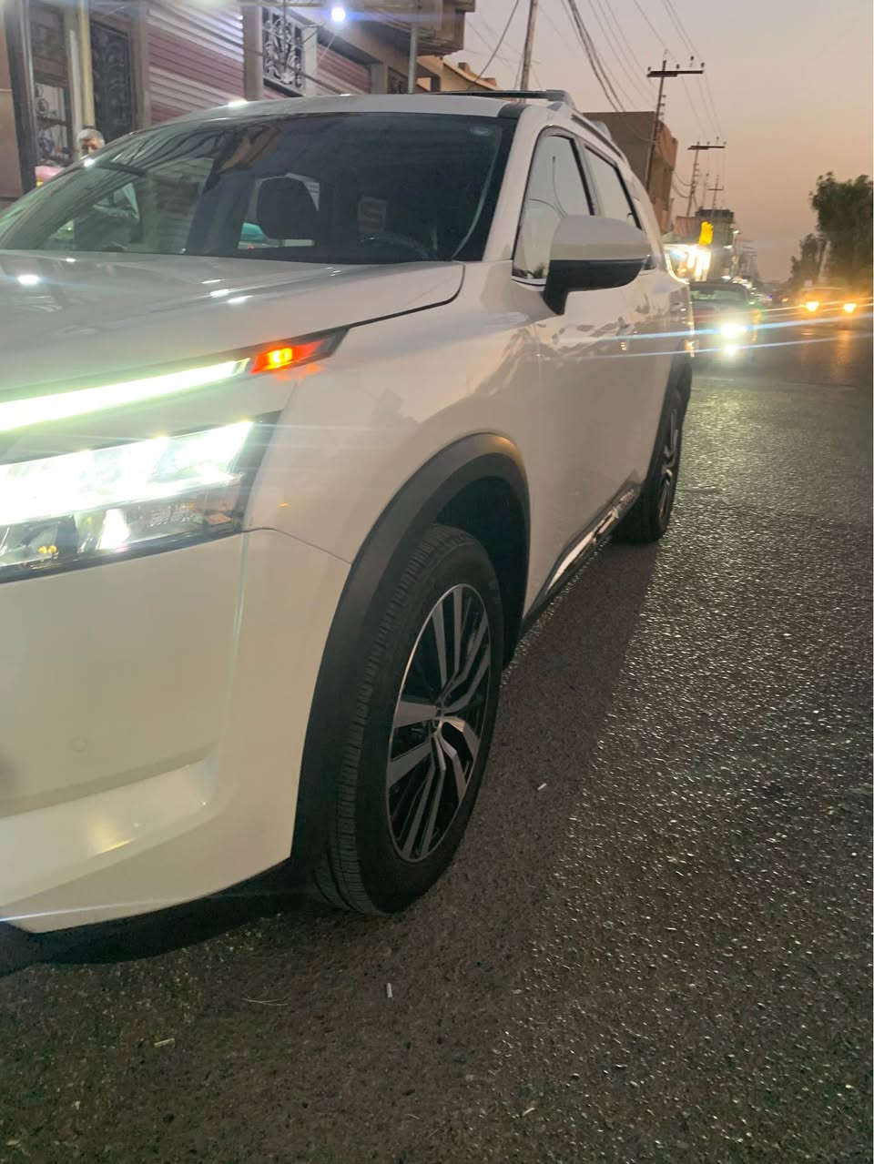 نيسان باتفاندر  
موديل 23
فول بلاتنيوم
ضرار بونيد بلدي مبدل وجاملخ سكن بي شبرين صبغ بدون شاصي 
سعر 295$ وبي مجال 
*********** دكوك, كركوك

