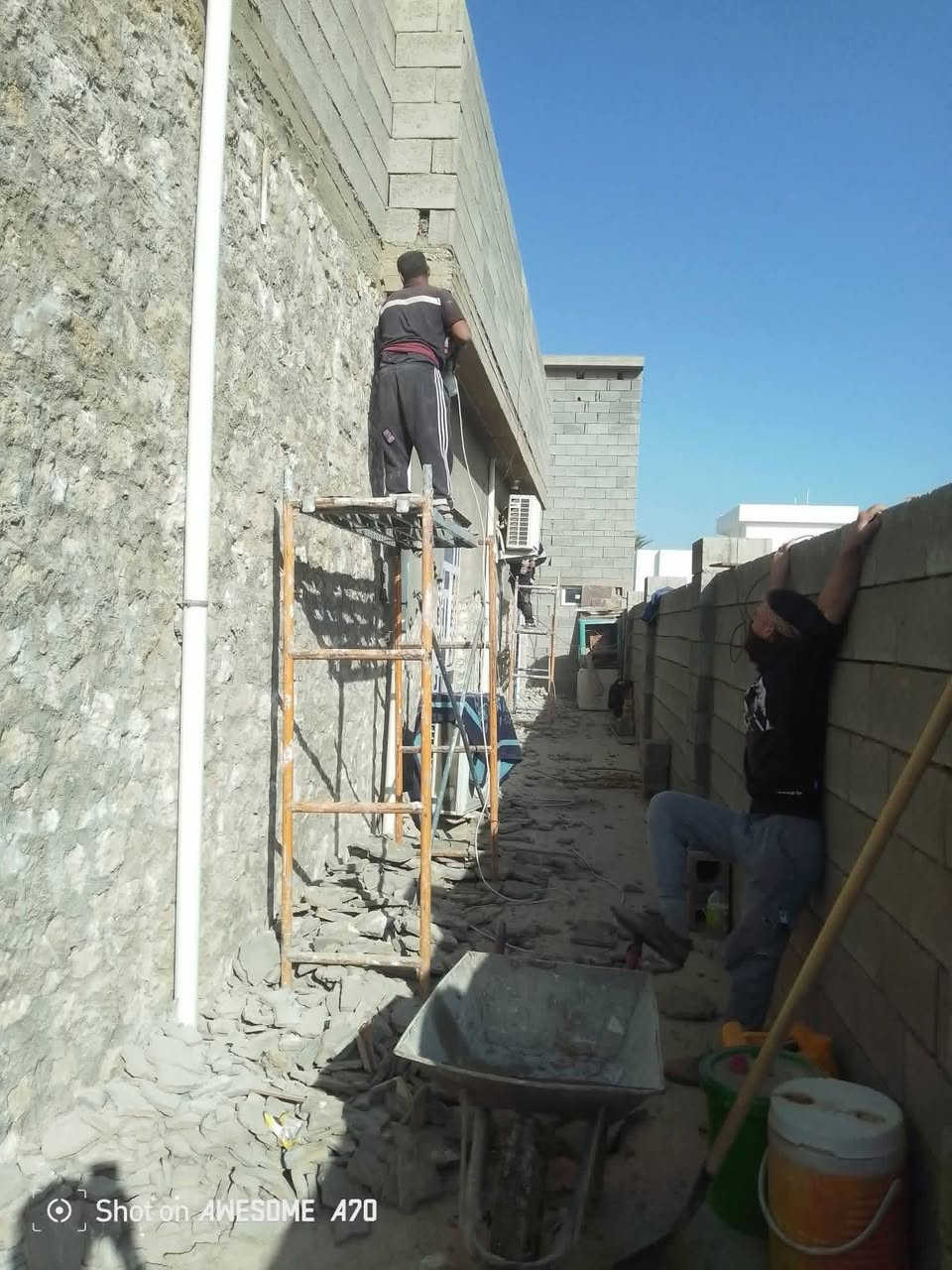 السلام عليكم /كادر عمل جاهز تصعيد مواد +تنضيف بيوت حدائق+ تفليش+ دفن نهري +نقل اثاث//معداتنه جاهزه
وسياره تجيك للبيت ماعليك بس الاتصال بالرقم ***********
