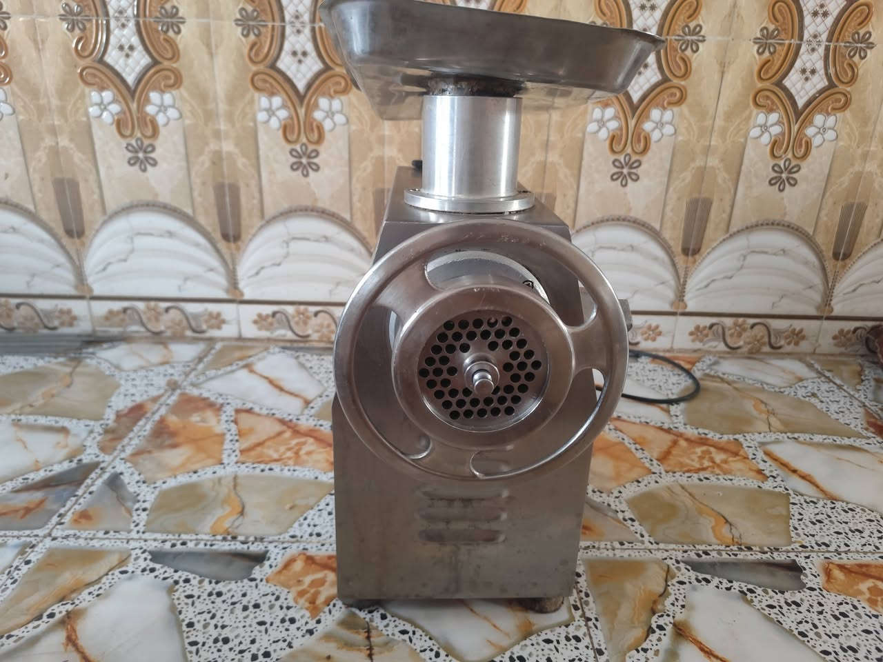 ثرامه الحجم 32والسعر 350و***********
