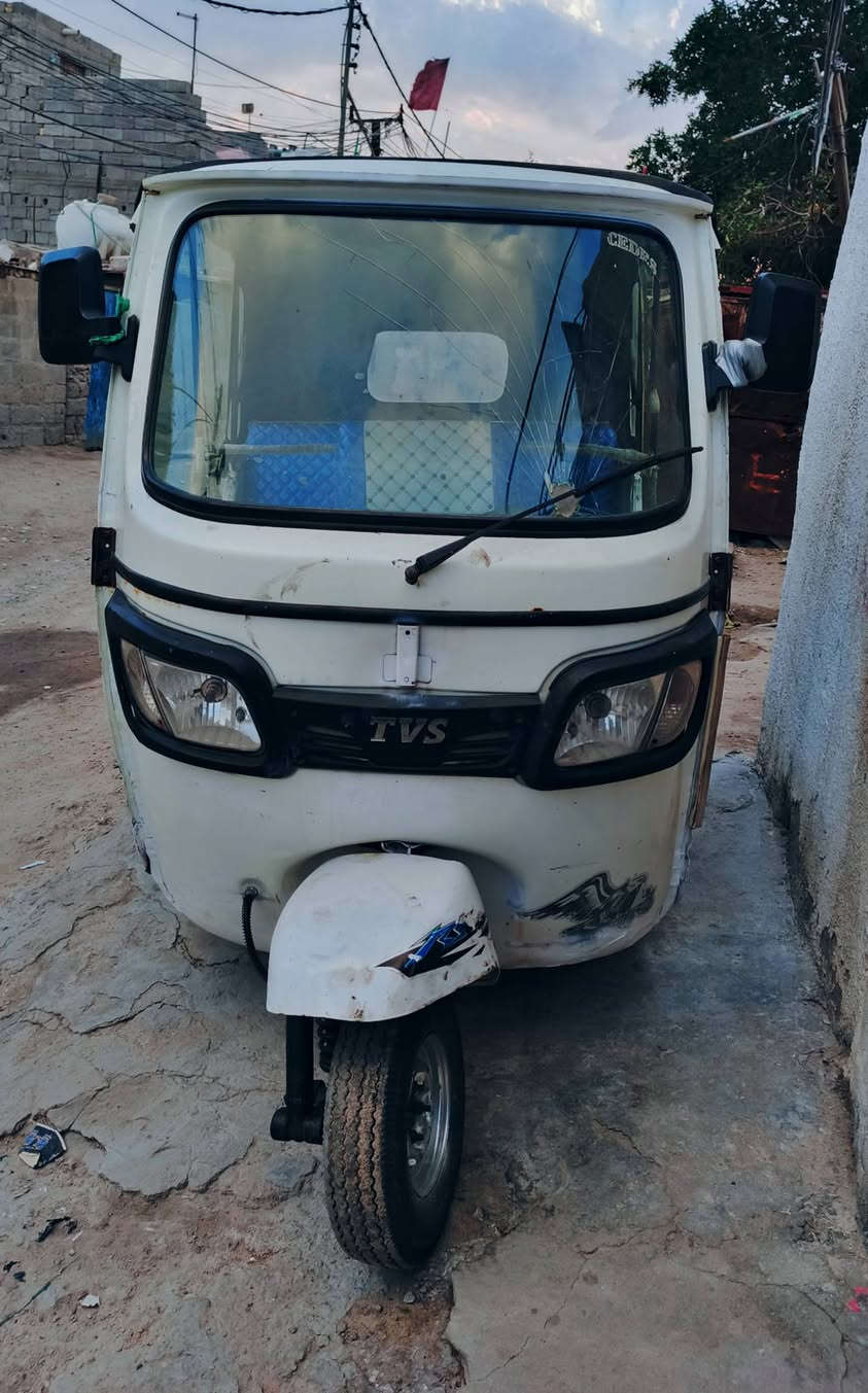 سلام عليكم تكتك اوراق أصولي اوكفلك حد الرقم كلش مديل 2020 شهر 12
دشبولين تعتبر 2021 بيهه ضربه مثل ماموضح بل صوره راجعه معمره دوس بصره سعر 4500وبيهه مجال
***********
