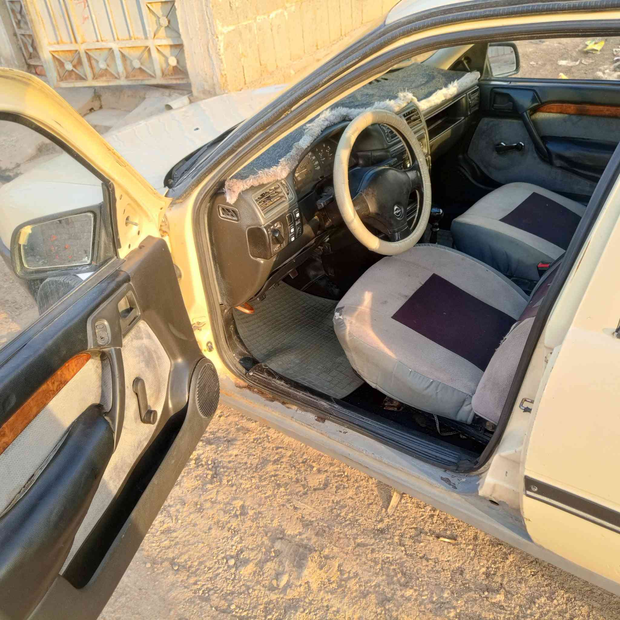 فكتره موديل 91 حجم 16 رقم نينوى محرك يصرف كير شرط   شرط تحويل سعر 25. ***********
