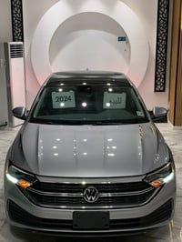 2024 𝐕𝐎𝐋𝐊𝐒𝐖𝐀𝐆𝐄𝐍       𝐉𝐄𝐓𝐓𝐀 فولكس واكن جيتا  SE  موديل : 2024 حجم المح...