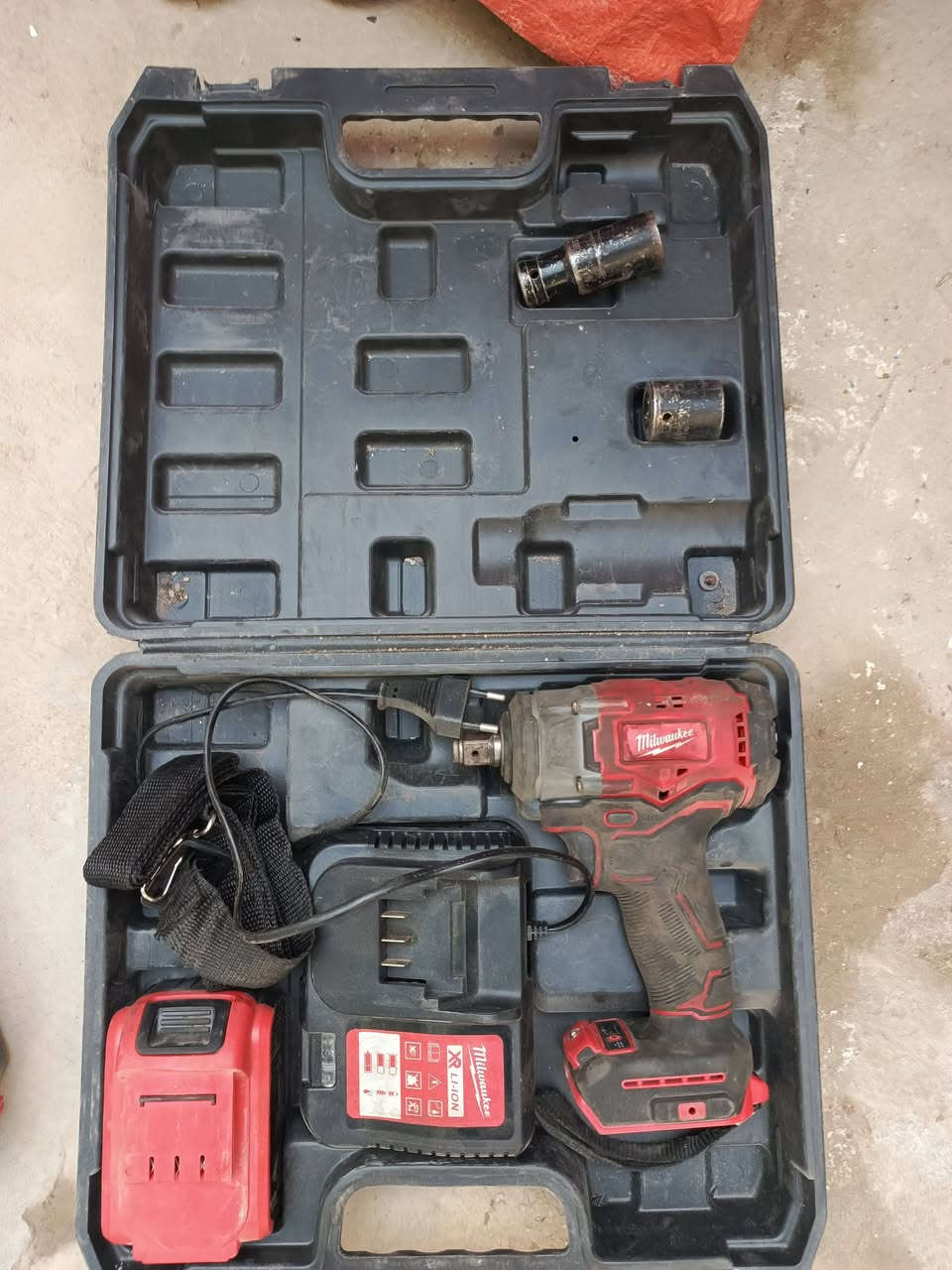 دريلات للبيع لقمه واحد شحن والثاني كهرباء قيم وخذ ماعرف سعرهن
مكاني رميثه 
***********
