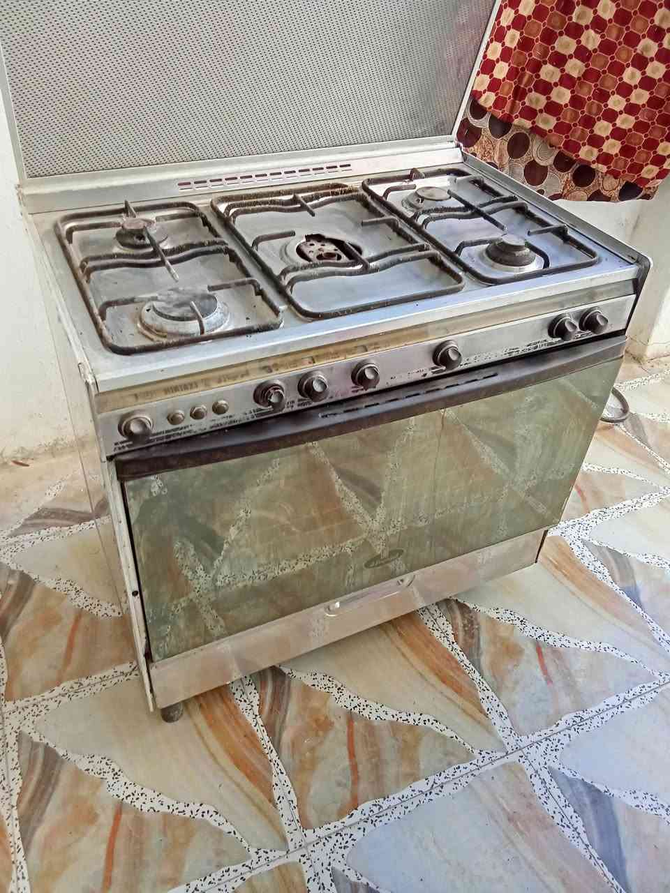 طباخ للبيع كريازي باب أول السعر 70 وبي مجال الطباخ محتاج عيون طباخ وشغال كلشي مابية


**إذا كنت صاحب هذا الإعلان وتريد حذفه لأي سبب، رجاءا أرسل رسالة إلى الدعم الفني**