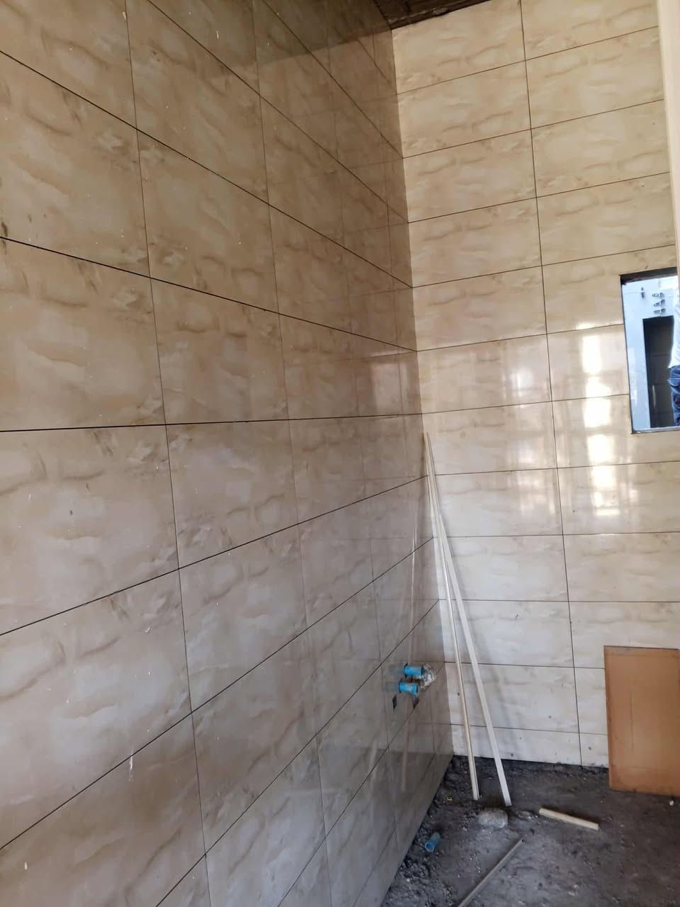 سلام عليكم
خلفه تطبيگ سيراميك ارضيات مرمر بورسلين شغل درج 
لكافه العمل والترميم شغل درجه اولى
*********** بيه وتساب
العمل بغداد
