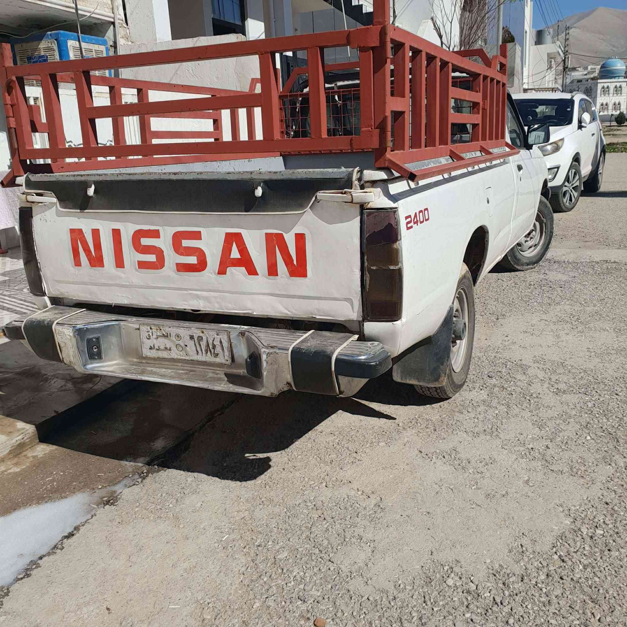 نیسان پیکاب مۆدێل 2001
گێڕو مەکینەوئەکسل بێ عەیب ئاڕم پلاستیک توندوتۆڵ بێ مەسروف 80گەڵا
ژمارەی تەلەفون*********** سلێمانی
