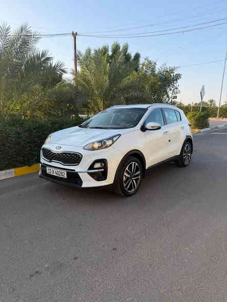 السلام عليكم 
حبايب للبيع او المراوس حسب القناعه 
سبورتج 2020 خليجي 
السياره مكفوله من الصبغ والتبديل حتى الدعاميات 
كير ومكينه وصدر كله جديد ومكفول
ماشيه 77 الف 
مواصفات معروفه 
السياره بدون ذرة نقص 
سويجات ثنين وكتلوكات الشركه بيهه 
رقم وهزة جدد 
باسمي وتحويل ثاني يوم 
السعر 203 وبيهه مجال بسيط 
بغداد الكرخ  حي الحسين 
*********** بغداد
