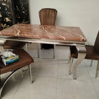 ميز طعام مرمر اربع كراسي السعر ١٧٥ وبي مجال بسيط مكاني دوره شارع ٦٠ ال...
