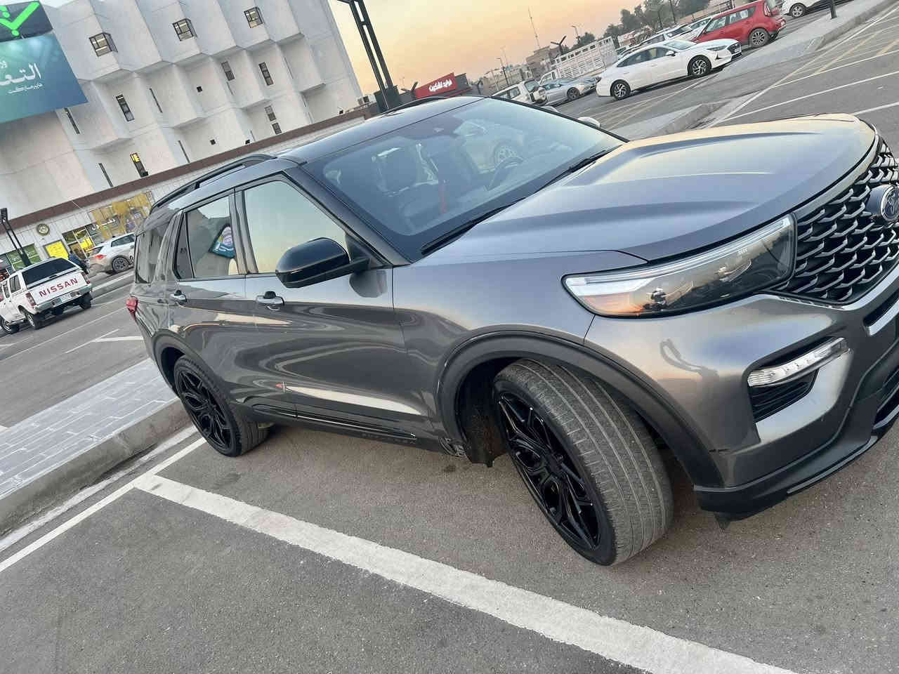 سلام عليكم اعادة نشر بسبب الوعود اسأل الرزق للجميع ولحد يكسر حاجة مسلم تم تنزيل السعر بسبب الحاجة لمبلغ ////فورد اكسبلورر st line موديل 2022 فول مواصفات  حادث جانبي ايمن سيارة جديدة الله يشهد وبالعافية الي تصير من قسمته سعر 217 ورقة  مكانها بغداد الوزيرية رقم الهاتف  او واتس آب ***********
