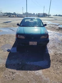 كورلا ١٩٩٥ يسره بلاد السياره بلاديه بيه بس هاي الطخه الي بلكرن مال الج...