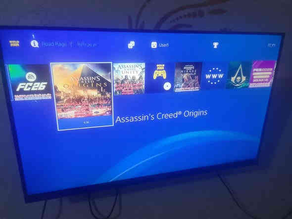 بلي فور4 مهكر للبيع وهوه وكل ملحقاته 
يو بي اس جوستكين وايرين شحن 
ماصار شهر ونص من مشتري وبي ضمان
ماعدا الكهرباء والكهرباء متخوف لان يو بي اس
ويا للاستفسار هذا رقمي ***********
